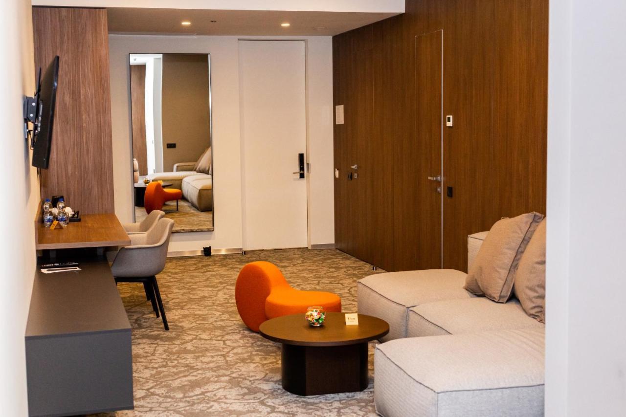 Small Hotel فينيتسا المظهر الخارجي الصورة