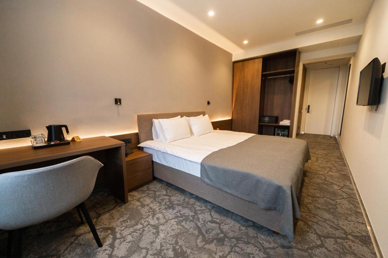 Small Hotel فينيتسا المظهر الخارجي الصورة