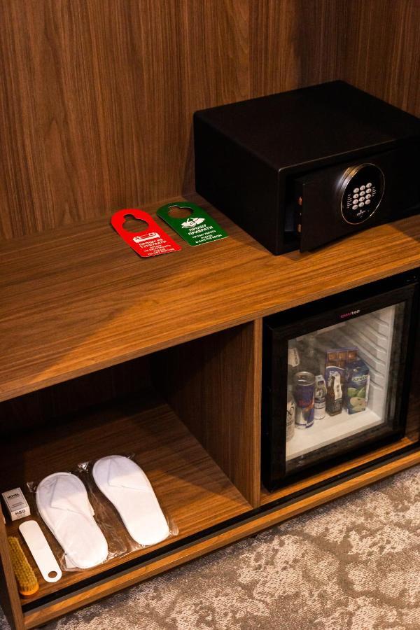 Small Hotel فينيتسا المظهر الخارجي الصورة