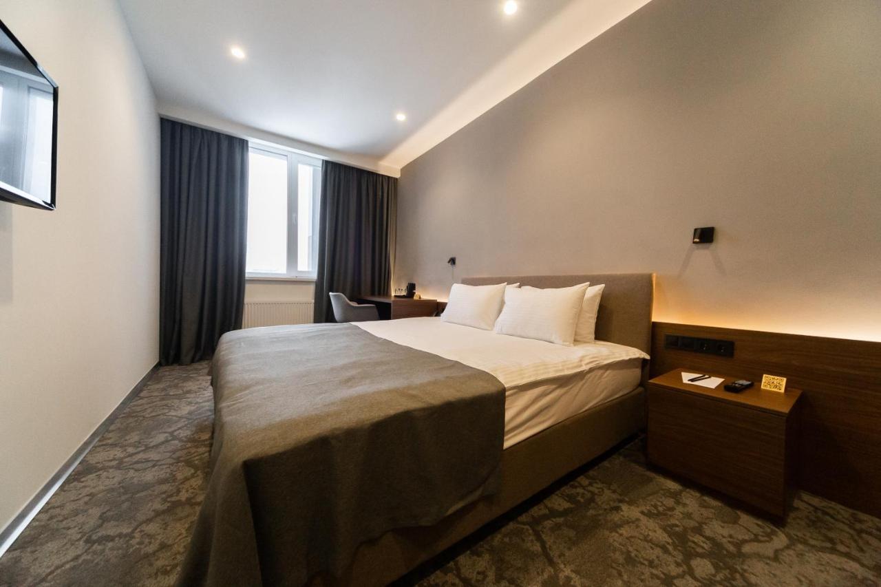 Small Hotel فينيتسا المظهر الخارجي الصورة