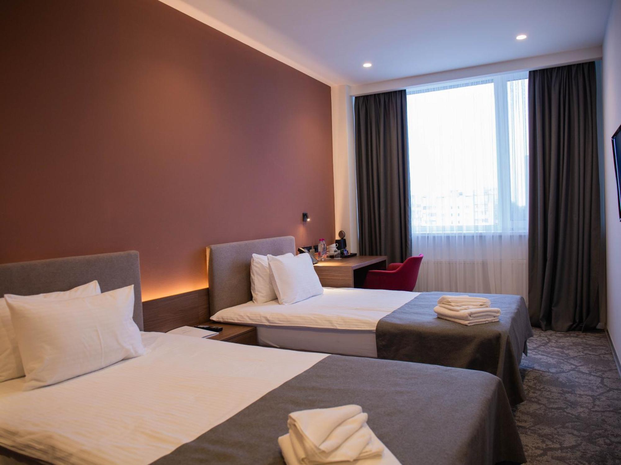 Small Hotel فينيتسا المظهر الخارجي الصورة