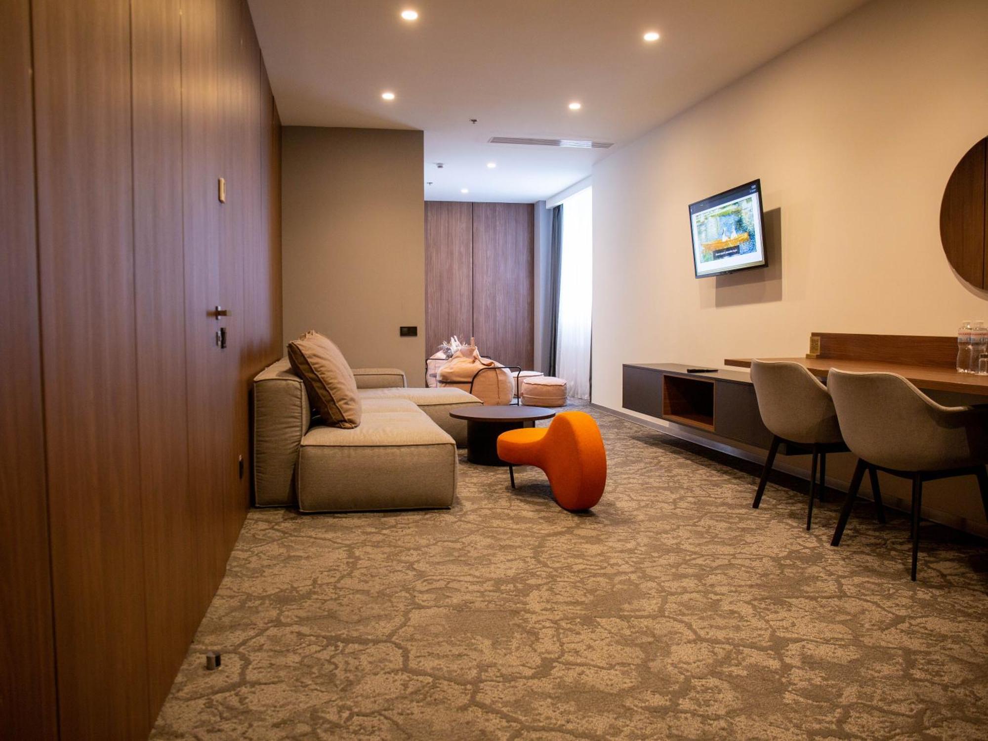 Small Hotel فينيتسا المظهر الخارجي الصورة