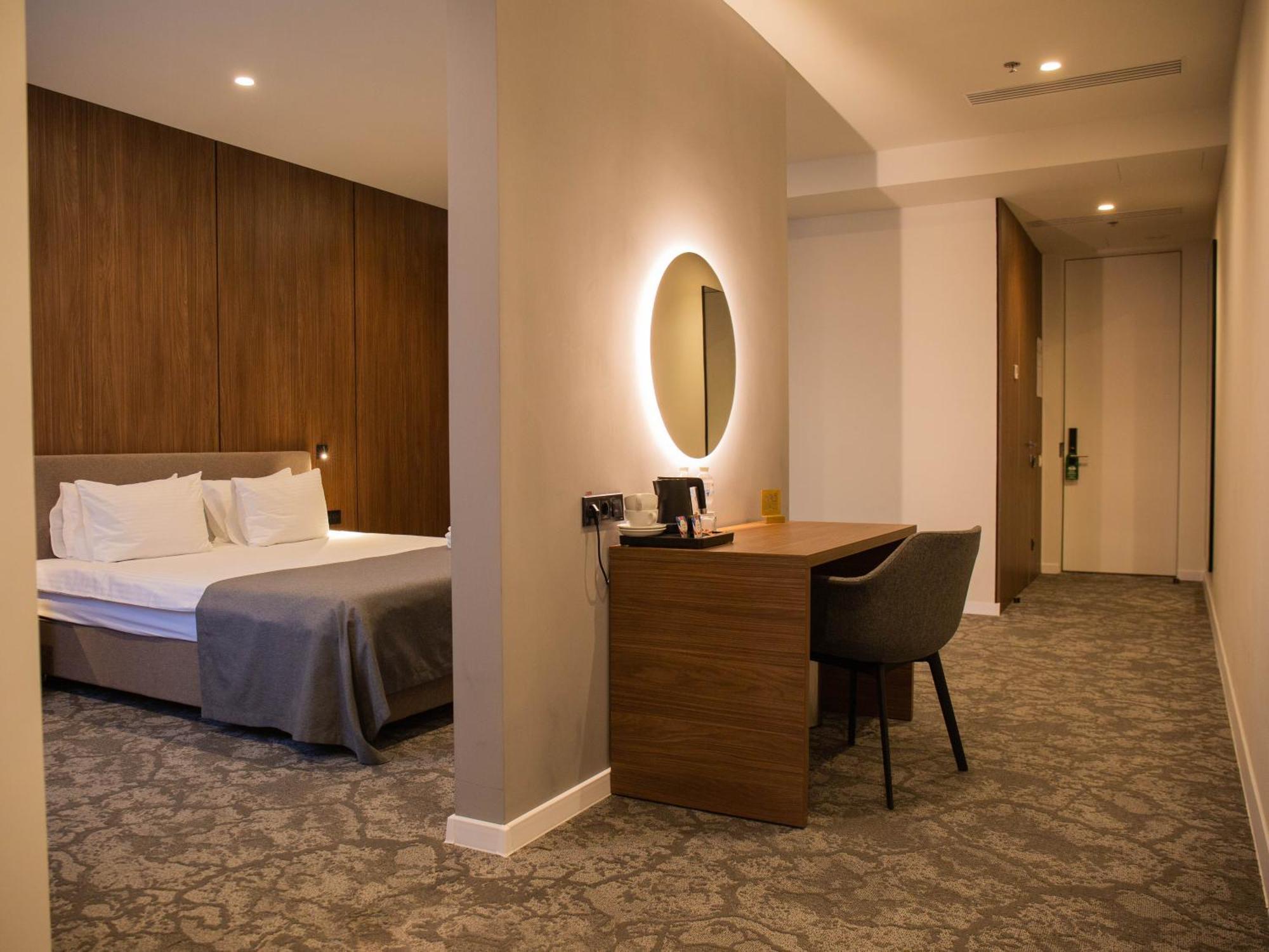 Small Hotel فينيتسا المظهر الخارجي الصورة